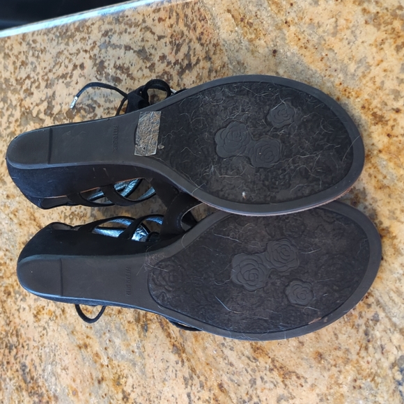 Wedge Sandals - Picture 3 of 4